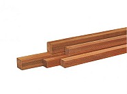 Azobe Hardhouten paal geschaafd met V-groef, gepunt 8.5x8.5x275 cm