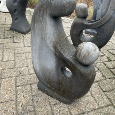 Beeld moeder met kind klein