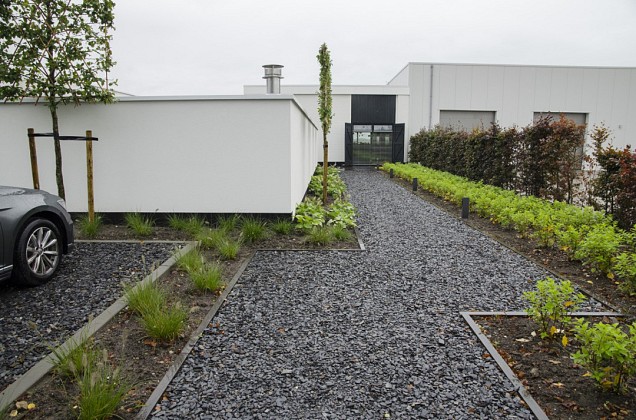Black Slate 15-30 mm (20 kg)