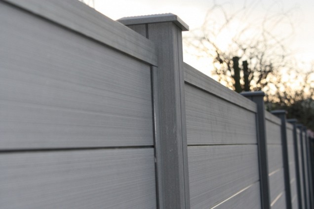 Composietpaal Graphite Black met aluminium versteviging 300 cm