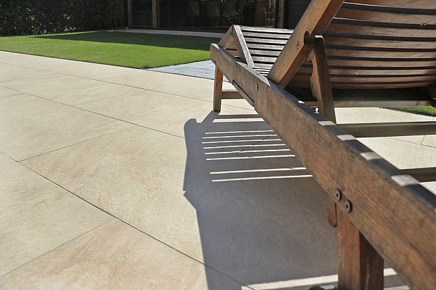 Keramische tegel 90x90x2 cm Balkan Gold