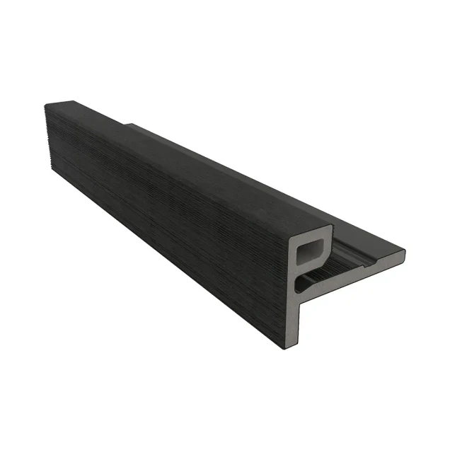 NewTechWood composiet co-extrusie eindprofiel castellation t.b.v. wand bekleding. 7x5x300 cm zwart