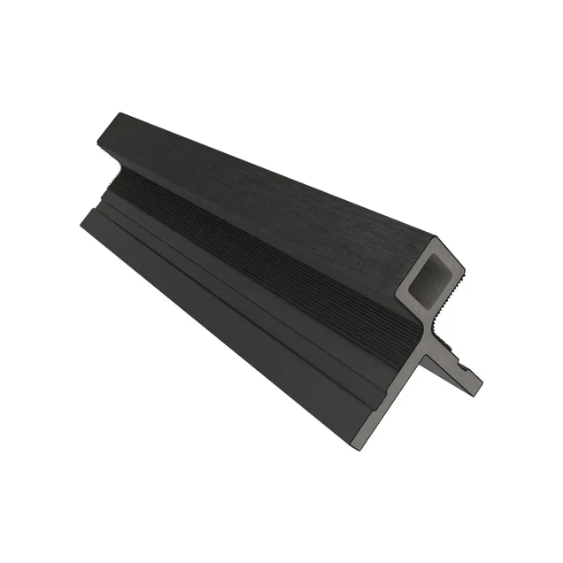 NewTechWood composiet co-extrusie hoekprofiel castellation t.b.v. wand bekleding. 7x8x300 cm zwart